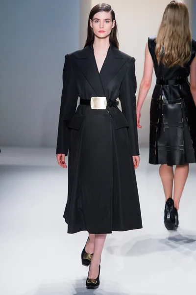 Look 30